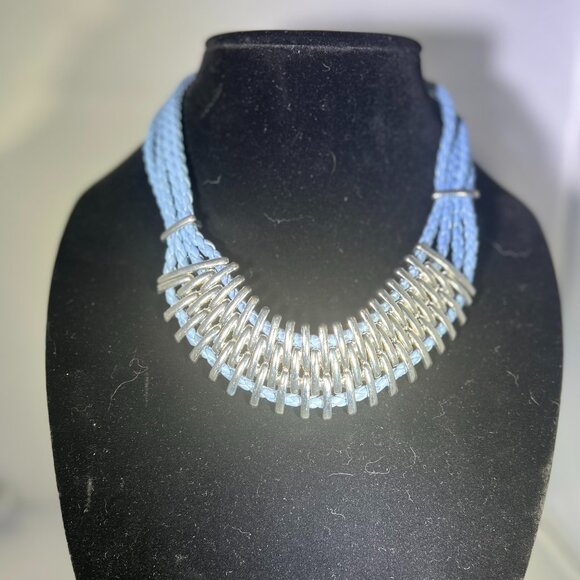 GUESS Silver-Tone Multi-Layer Blue Faux Leather Statement Necklace - Picture 2 of 5